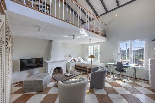 4 sypialnia Willa na sprzedaż w Guadalmina Alta, Marbella z basenem garażem - 1 650 000 € (Ref: 8881829)