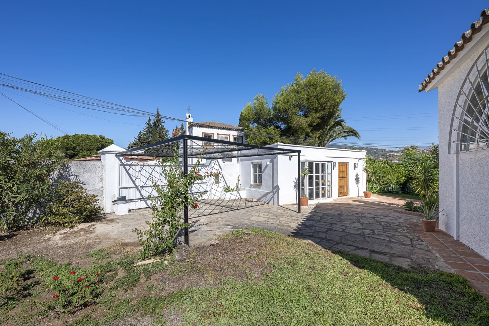 4 soverom Villa til salgs i Guadalmina med svømmebasseng garasje - € 1 650 000 (Ref: 8881829)