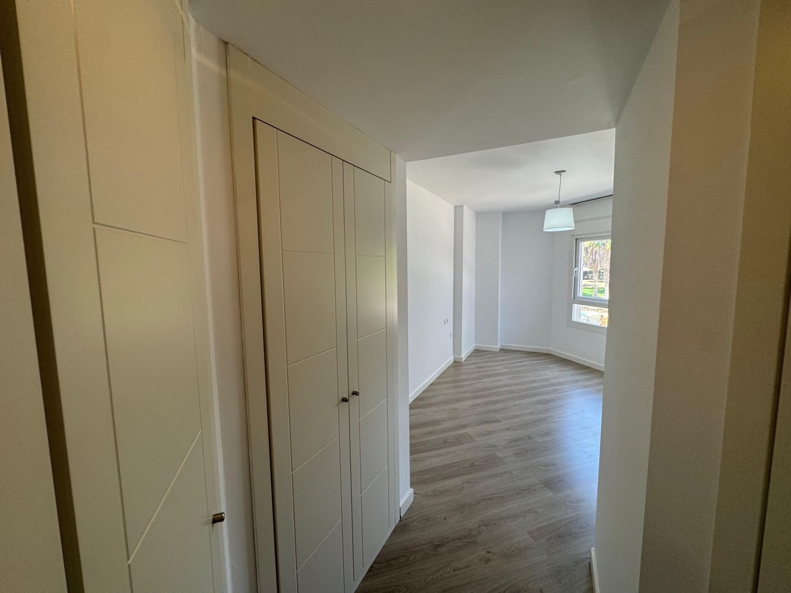 2 makuuhuone Huoneisto myytävänä paikassa Nueva Andalucia mukana uima-altaan 
autotalli - 375 000 € (Ref: 8881830)