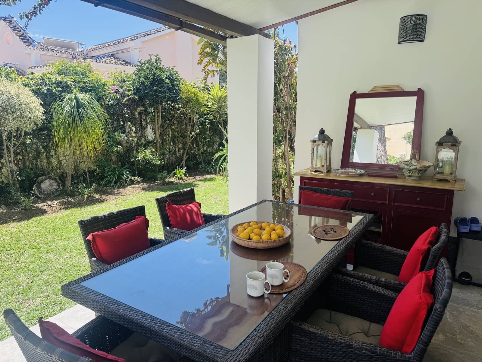 4 chambre Villa/Maison à vendre à Marbella avec piscine garage - 1 290 000 € (Ref: 8937236)