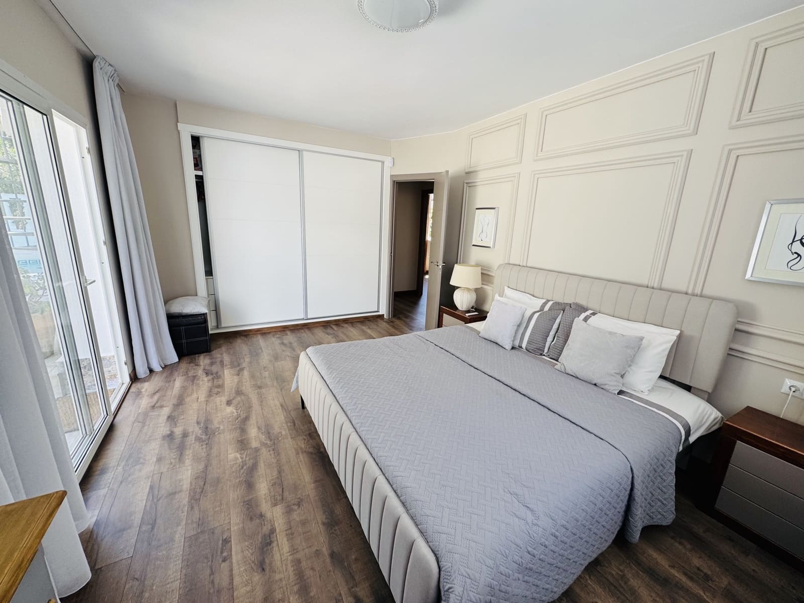 4 chambre Villa/Maison à vendre à Marbella avec piscine garage - 1 290 000 € (Ref: 8937236)