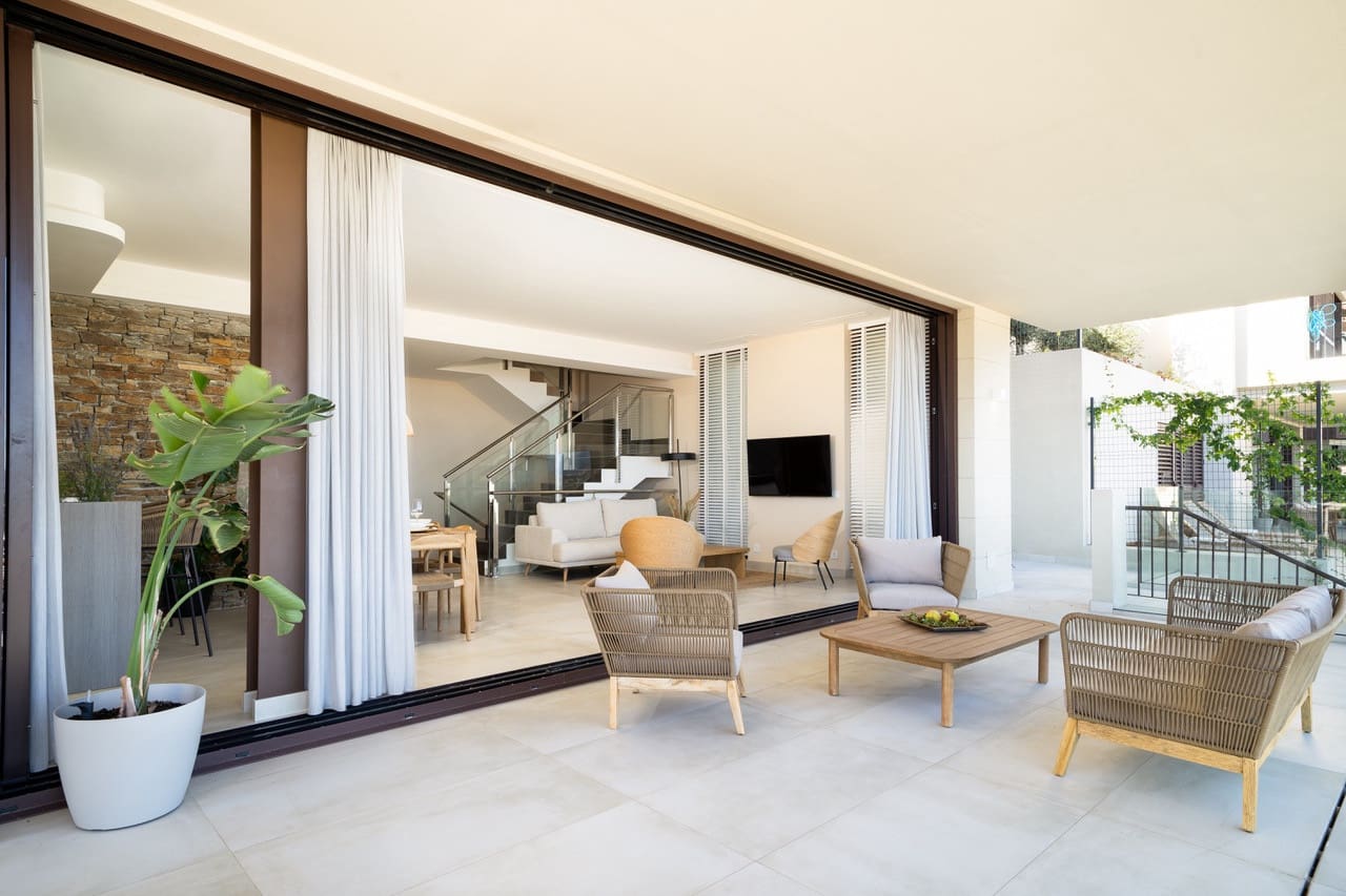 4 slaapkamer Villa te koop in Benahavis met zwembad garage - € 1.750.000 (Ref: 9020689)