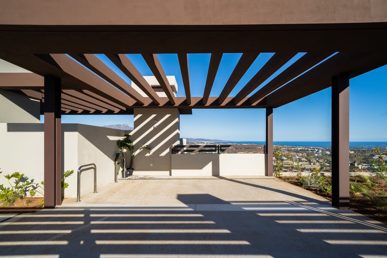 4 slaapkamer Villa te koop in Benahavis met zwembad garage - € 1.750.000 (Ref: 9020689)