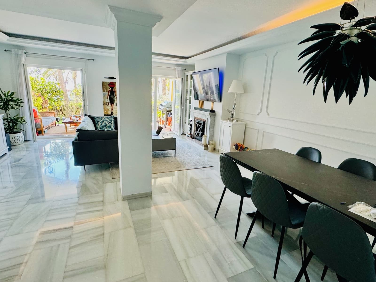 4 chambre Maison de Ville à vendre à New Golden Mile avec piscine garage - 585 000 € (Ref: 9061020)