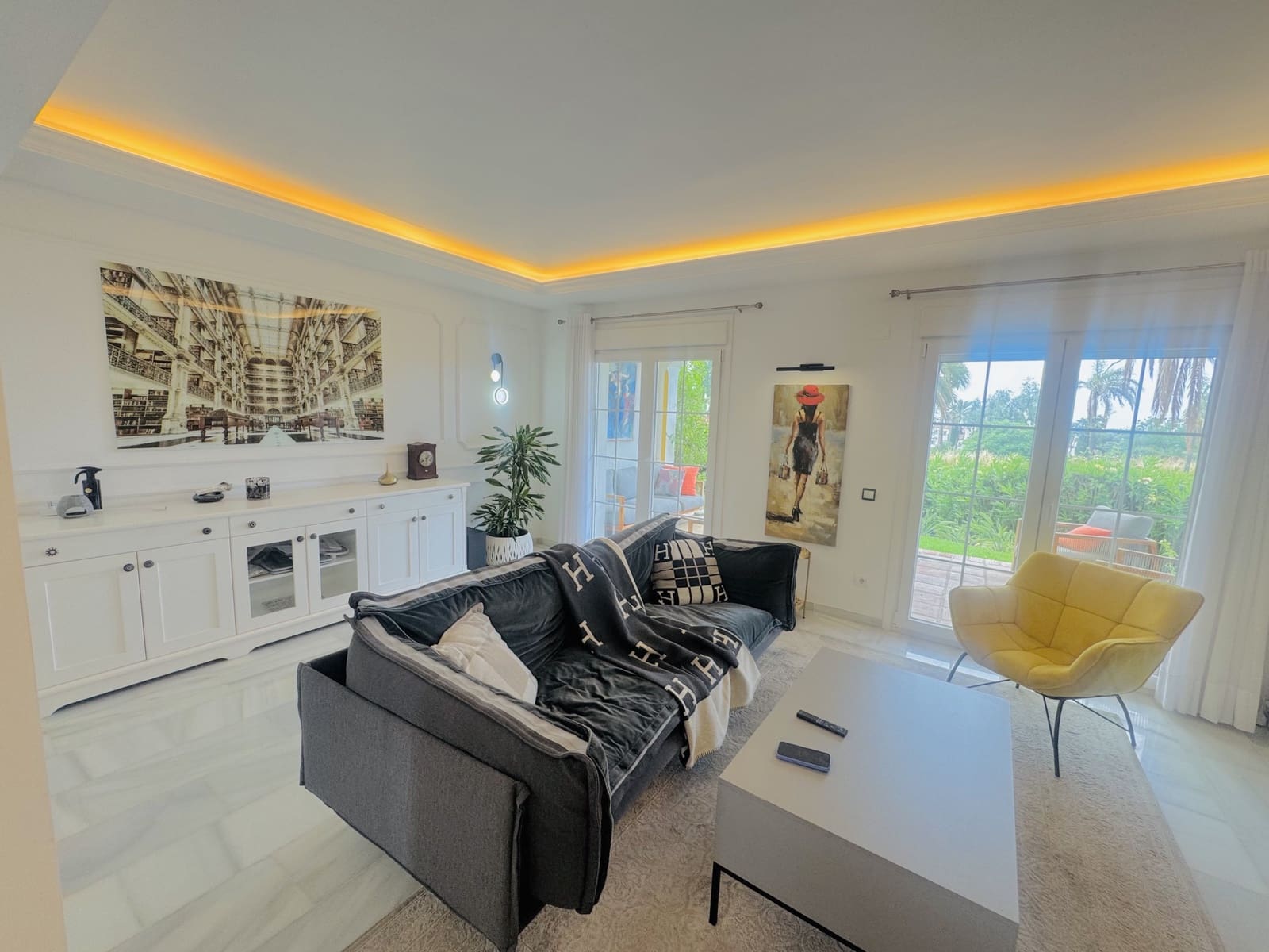 4 chambre Maison de Ville à vendre à New Golden Mile avec piscine garage - 585 000 € (Ref: 9061020)