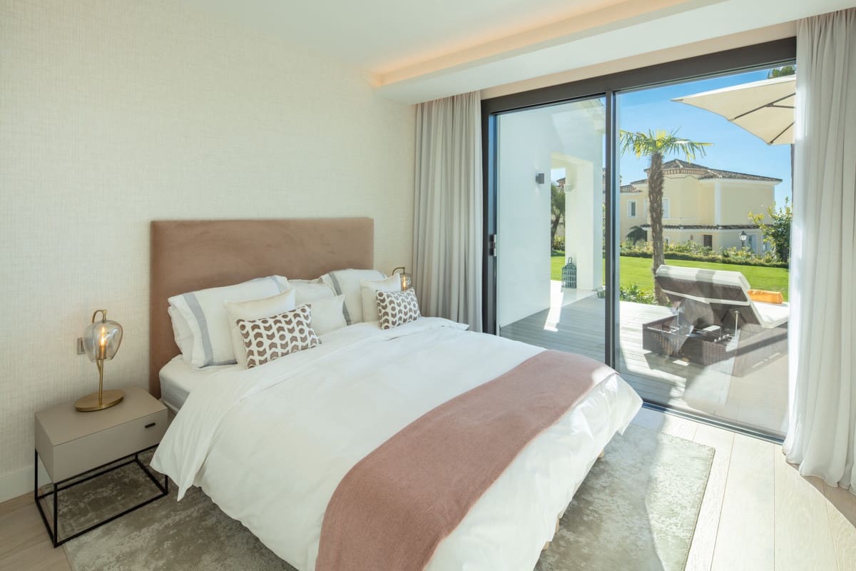 3 sypialnia Willa na sprzedaż w Marbella z basenem - 2 900 000 € (Ref: 9076298)