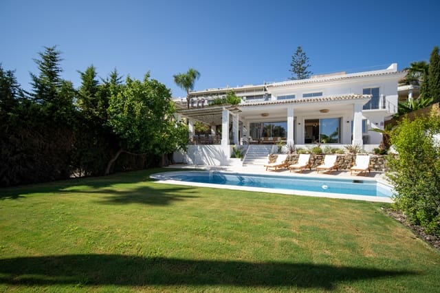 5 bedroom Villa for sale in Las Brisas, Marbella with pool garage - € 2,750,000 (Ref: 9076299)