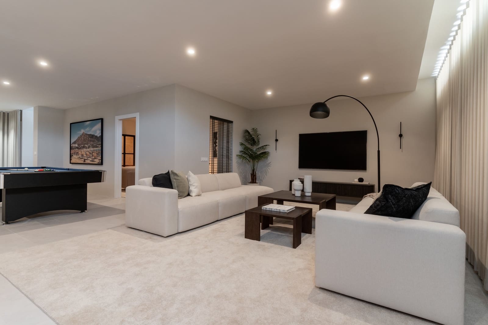 5 soveværelse Villa til salg i Marbella med swimmingpool garage - € 2.995.000 (Ref: 9076300)