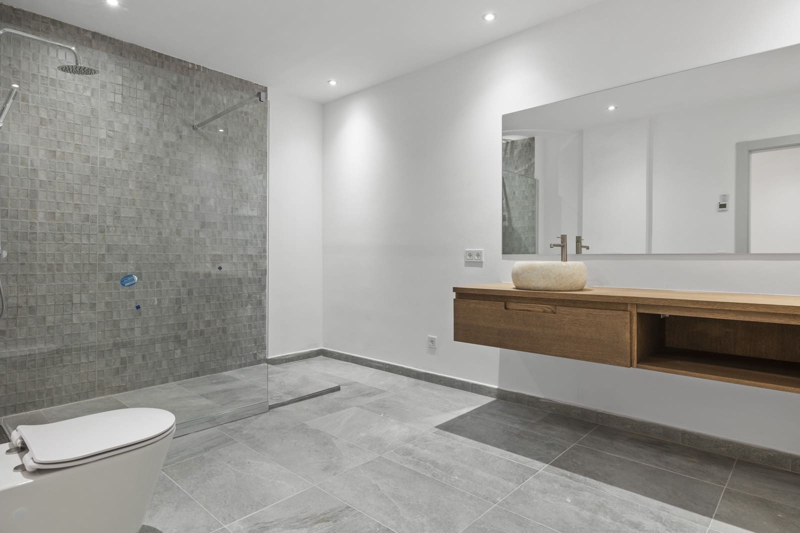 5 soverom Villa til salgs i San Pedro de Alcantara med svømmebasseng garasje - € 2 950 000 (Ref: 9076302)