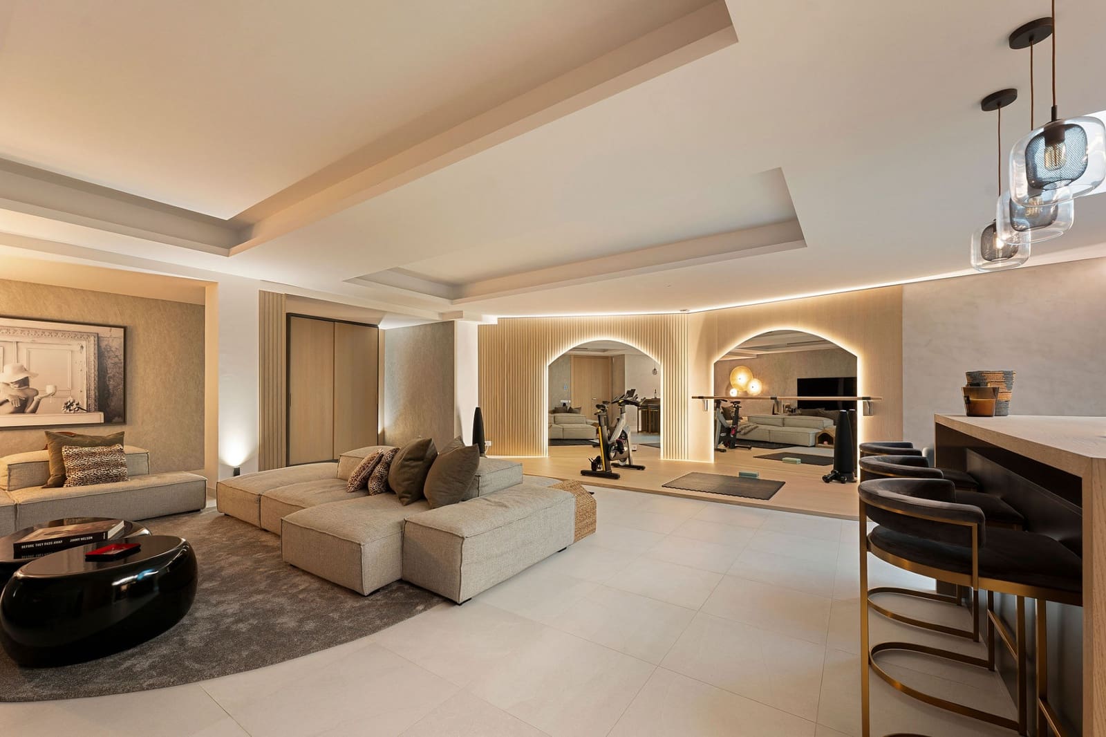4 chambre Villa/Maison Semi-Mitoyenne à vendre à Nueva Andalucia avec piscine garage - 4 650 000 € (Ref: 9085440)