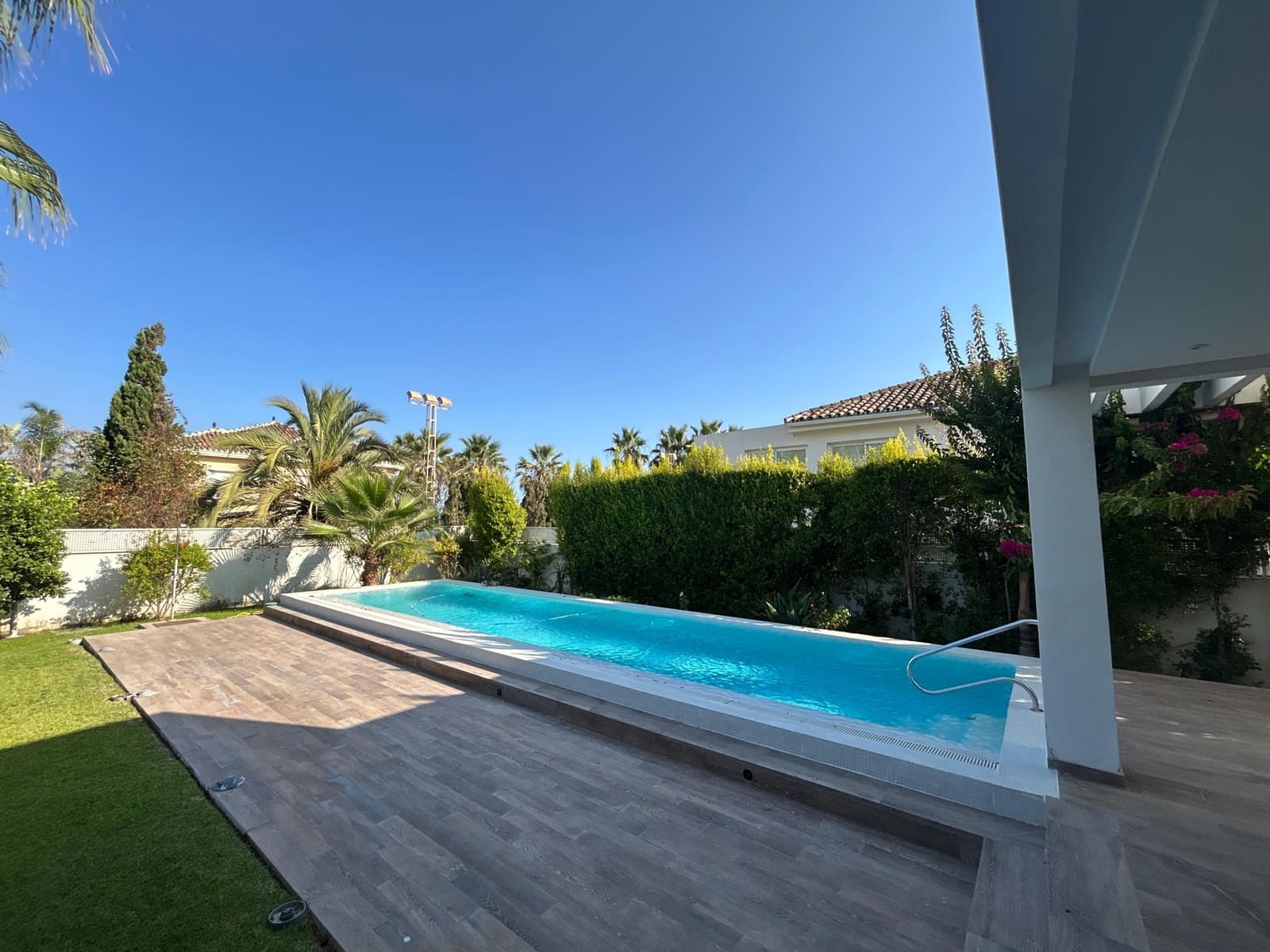 5 chambre Villa/Maison à vendre à Marbella avec piscine garage - 2 495 000 € (Ref: 9202588)