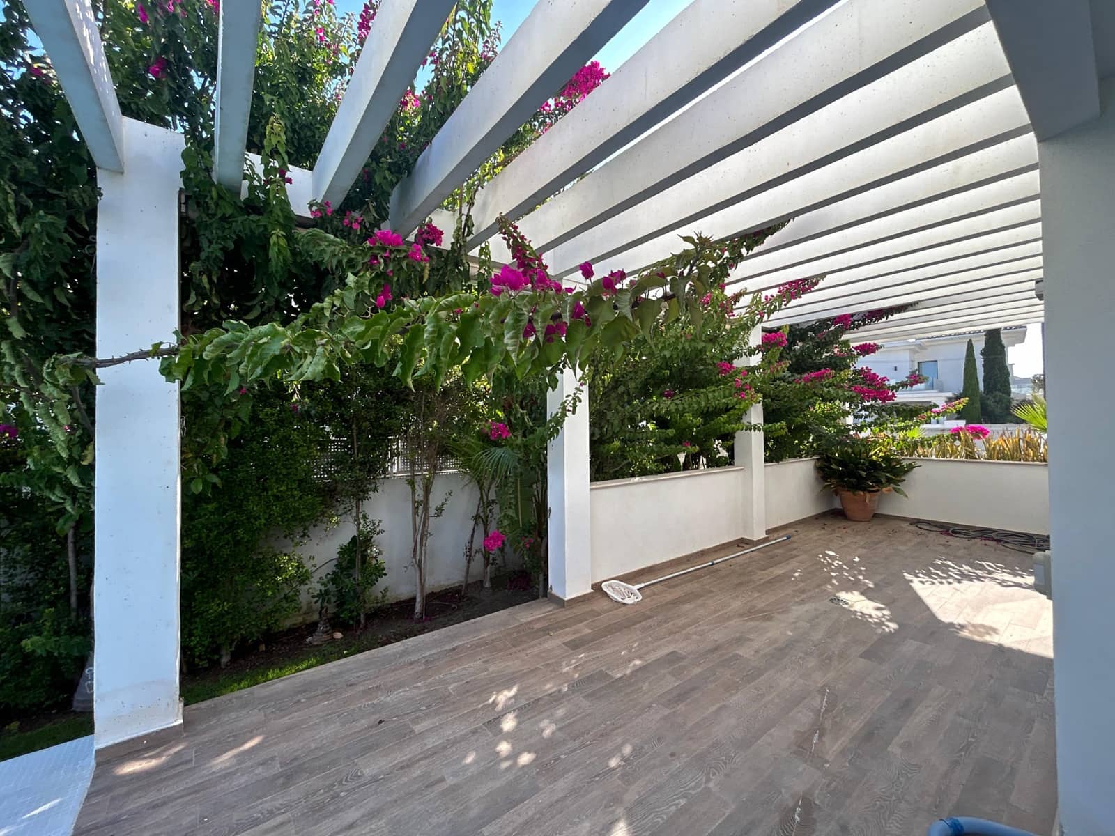 5 chambre Villa/Maison à vendre à Marbella avec piscine garage - 2 495 000 € (Ref: 9202588)