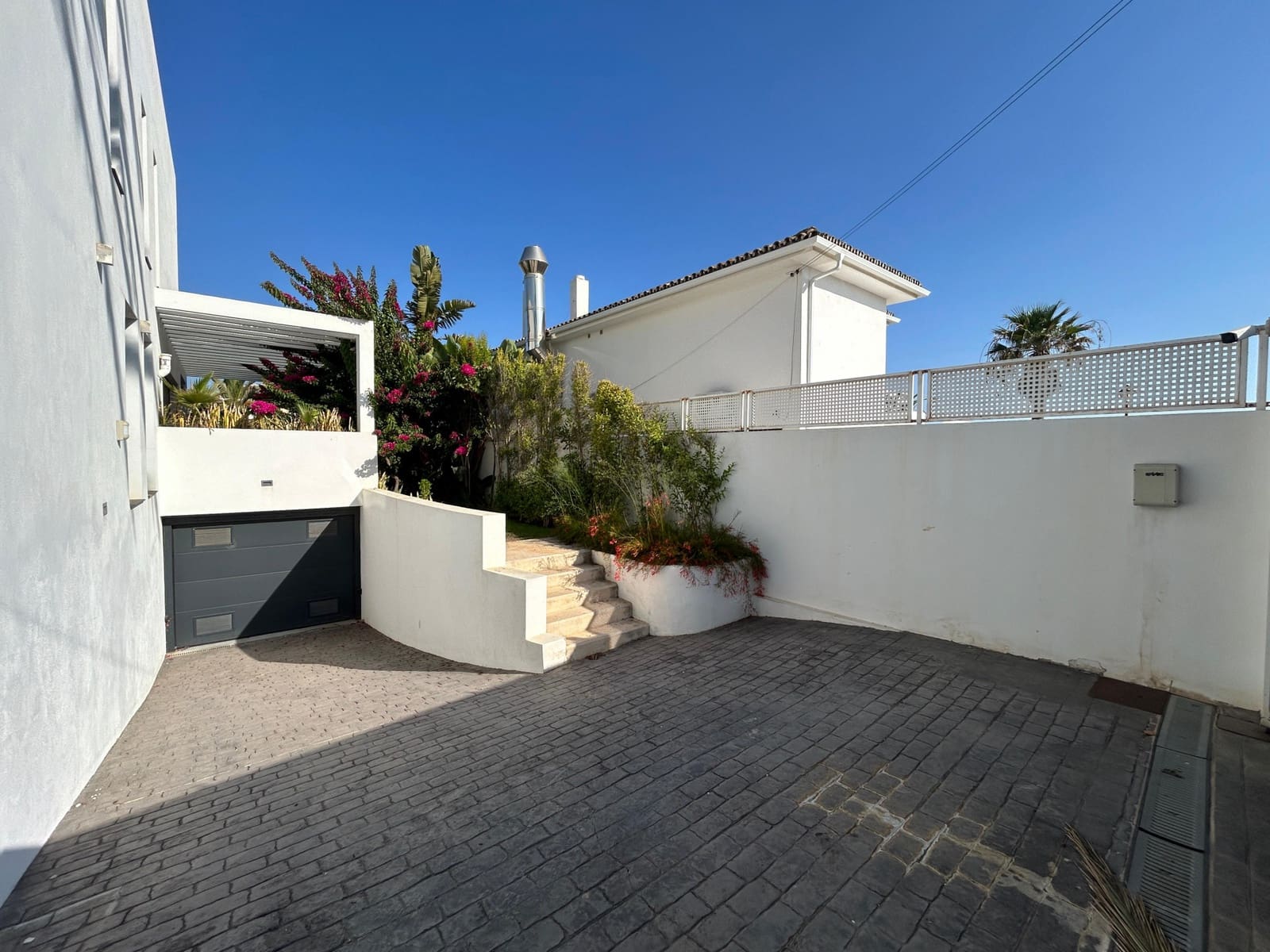 5 chambre Villa/Maison à vendre à Marbella avec piscine garage - 2 495 000 € (Ref: 9202588)