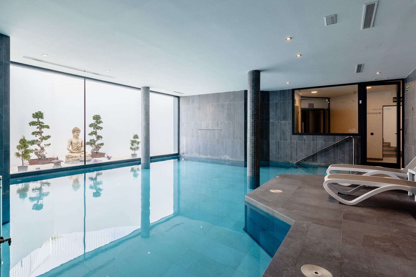 4 makuuhuone Omakotitalo myytävänä paikassa Cancelada mukana uima-altaan 
autotalli - 585 000 € (Ref: 9269577)