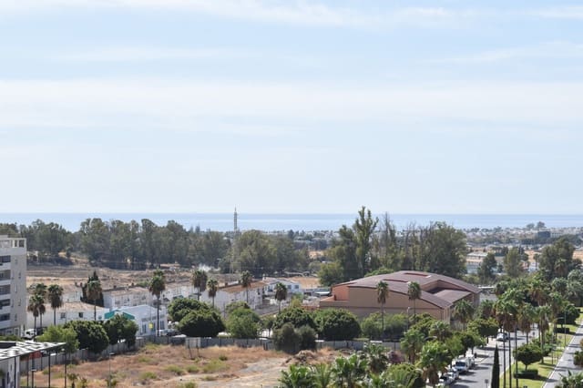 3 bedroom Apartment for sale in Nueva Andalucia, Marbella with pool garage - € 440,000 (Ref: 9276258)