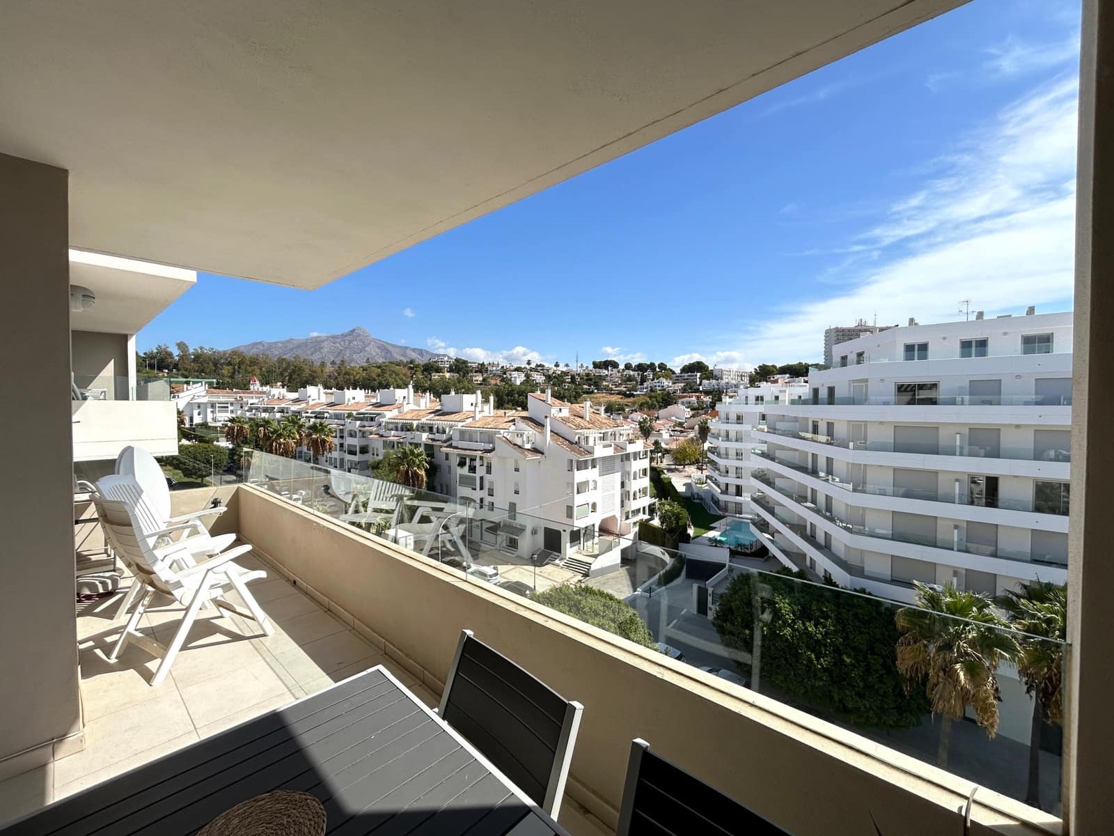 3 bedroom Apartment for sale in Nueva Andalucia with pool garage - € 450,000 (Ref: 9276258)