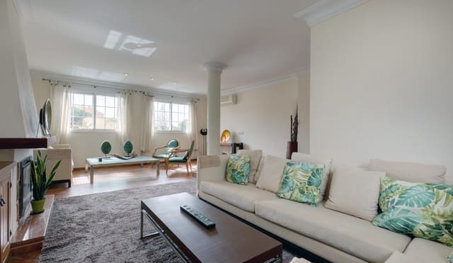 4 soverom Villa til salgs i Nueva Andalucia, Marbella med svømmebasseng garasje - € 1 395 000 (Ref: 9357157)