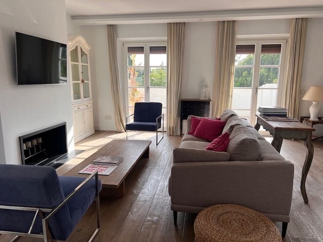 3 camera da letto Appartamento da affittare in Lomas De Marbella, Marbella con garage - 3.500 € (Rif: 9371989)