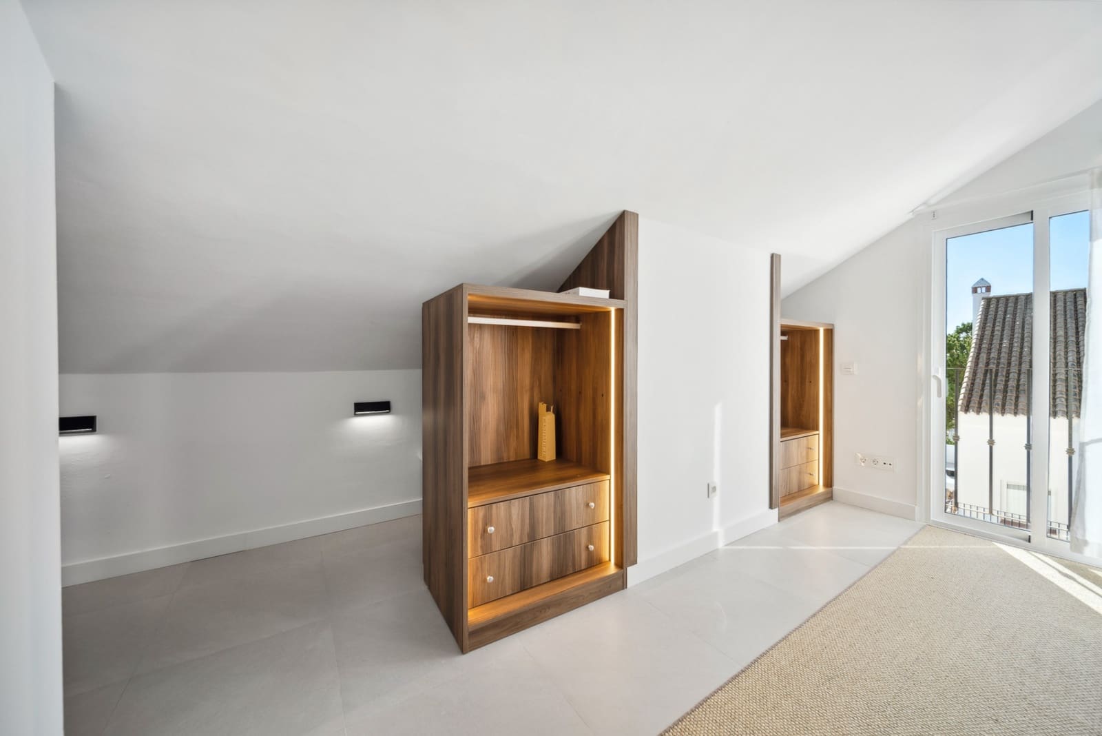 3 quarto Penthouse para venda em Marbella com piscina - 895 000 € (Ref: 9375240)