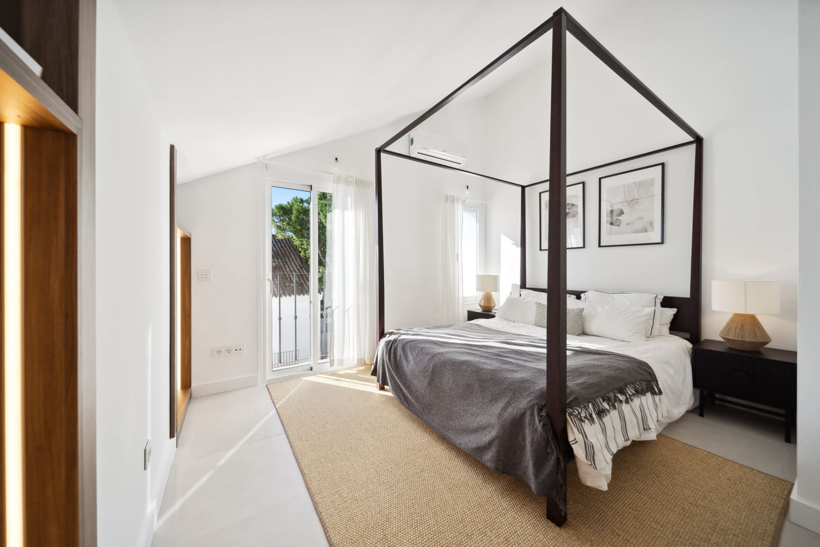 3 quarto Penthouse para venda em Marbella com piscina - 895 000 € (Ref: 9375240)