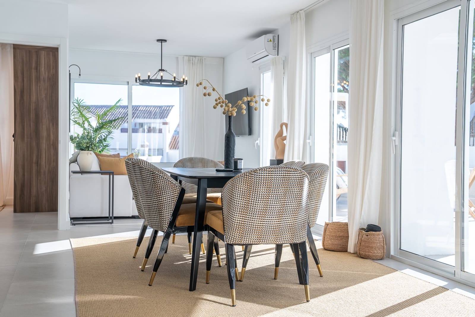 3 quarto Penthouse para venda em Marbella com piscina - 895 000 € (Ref: 9375240)