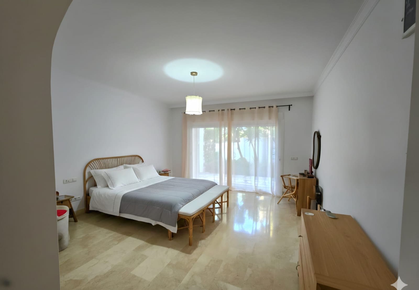 2 bedroom Apartment for rent in Golden Mile with pool garage - € 3,000 (Ref: 9410893)