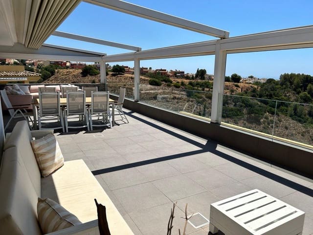 3 slaapkamer Penthouse te huur in Sierra Blanca, Marbella met zwembad garage - € 3.500 (Ref: 9415823)