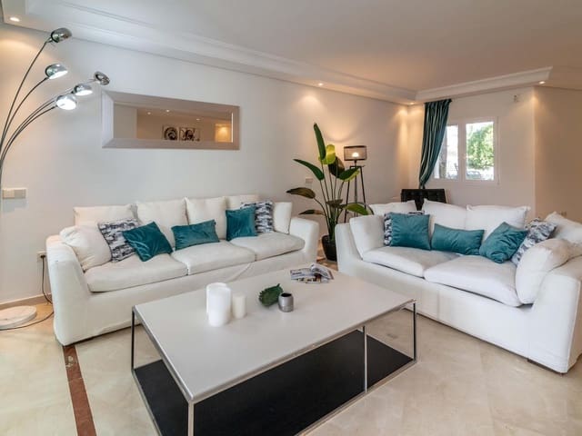 2 sovrum Lägenhet för semesterbostäder i Marbella med pool - 750 € (Ref: 9448968)