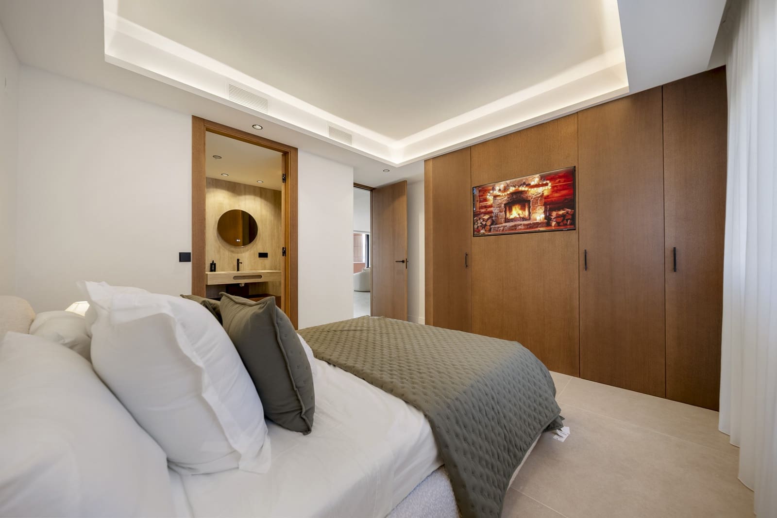 Apartamento de 3 habitaciones en Marbella en venta con piscina garaje - 1.650.000 € (Ref: 9502160)