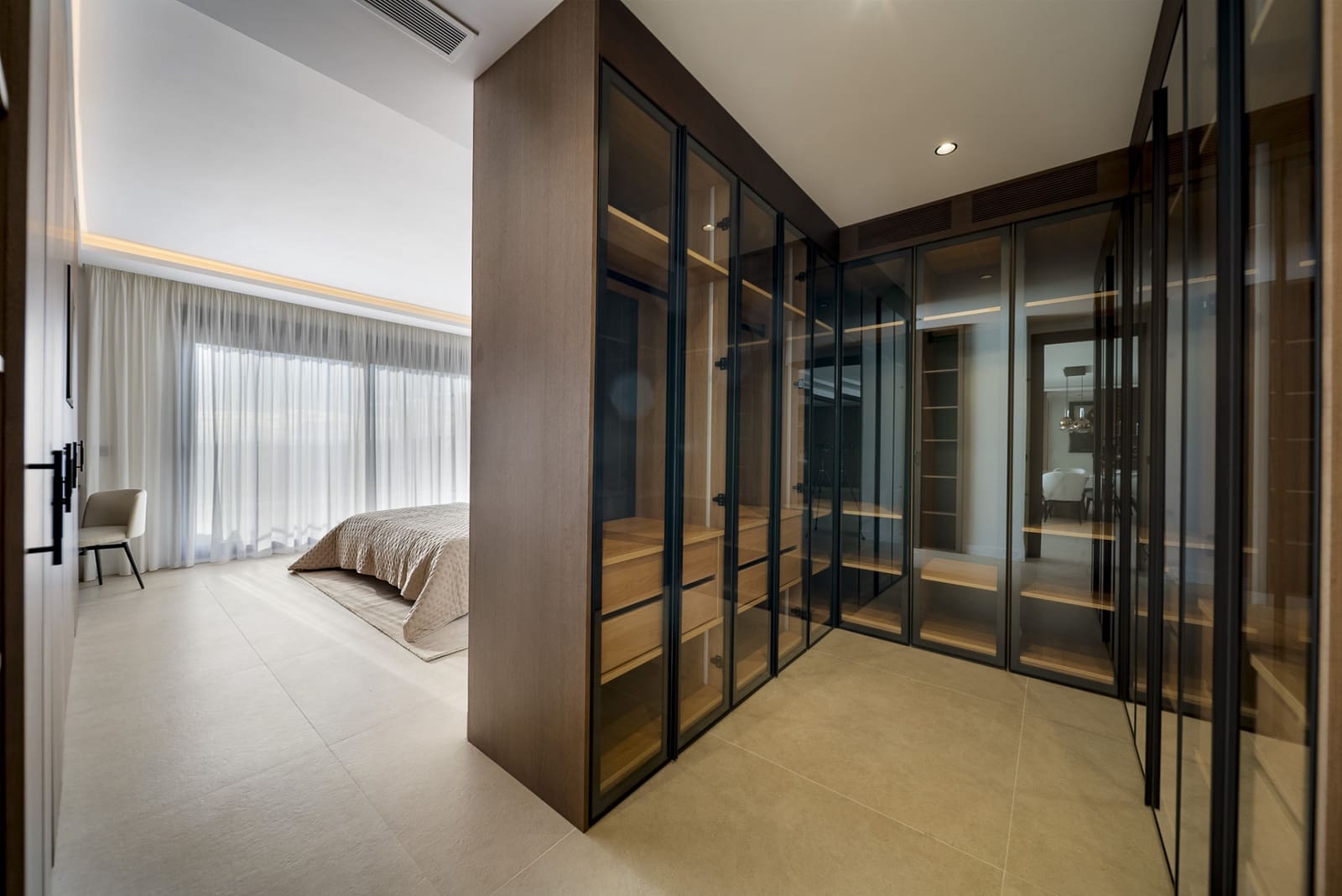 Apartamento de 3 habitaciones en Marbella en venta con piscina garaje - 1.650.000 € (Ref: 9502160)