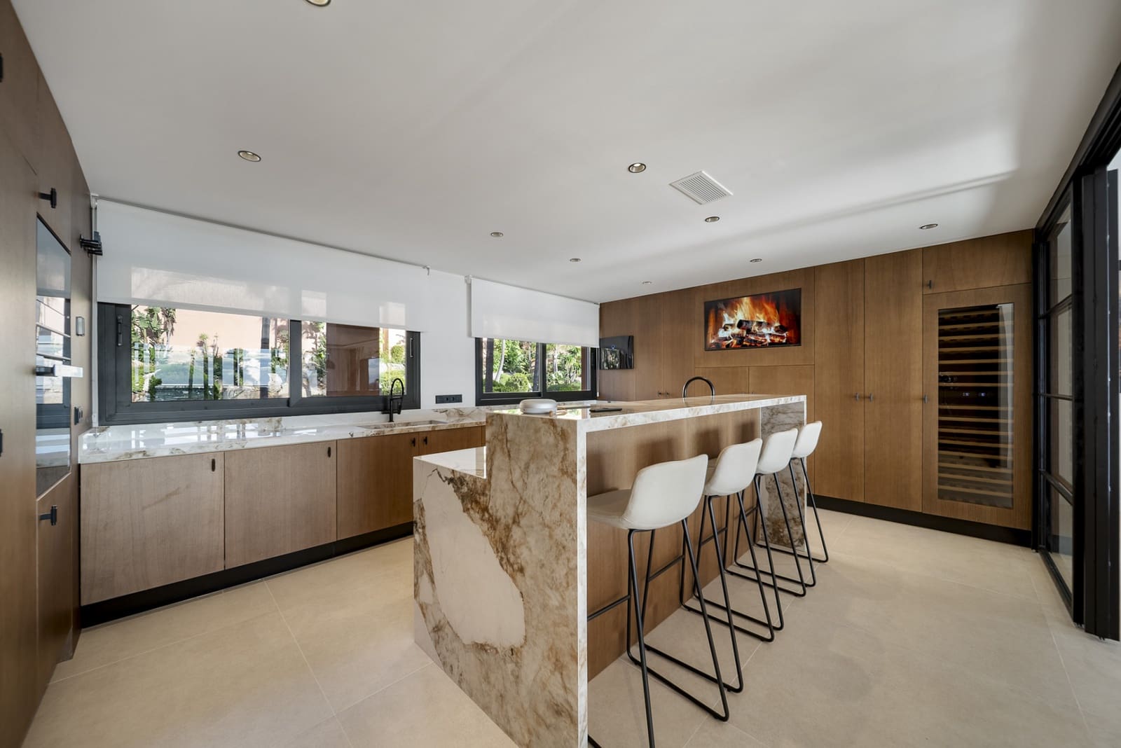 3 quarto Apartamento para venda em Marbella com piscina garagem - 1 650 000 € (Ref: 9502160)