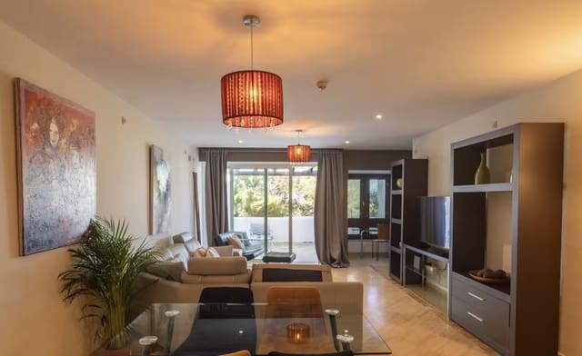 1 bedroom Apartment for rent in Marbella with pool garage - € 1,800 (Ref: 9565024)