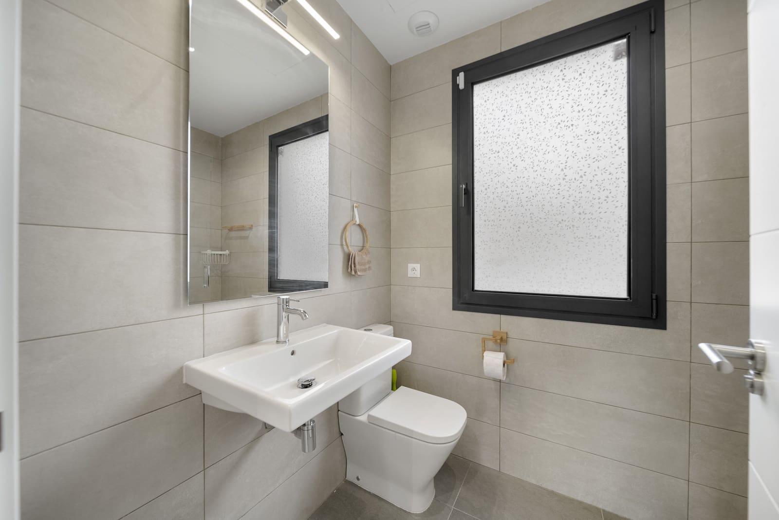 4 sovrum Semi-fristående Villa till salu i Riviera del Sol med pool garage - 670 000 € (Ref: 9666416)