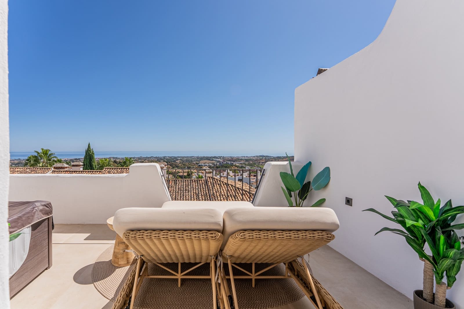 3 Zimmer Haus zu verkaufen in Los Arqueros mit Pool Garage - 690.000 € (Ref: 9677366)