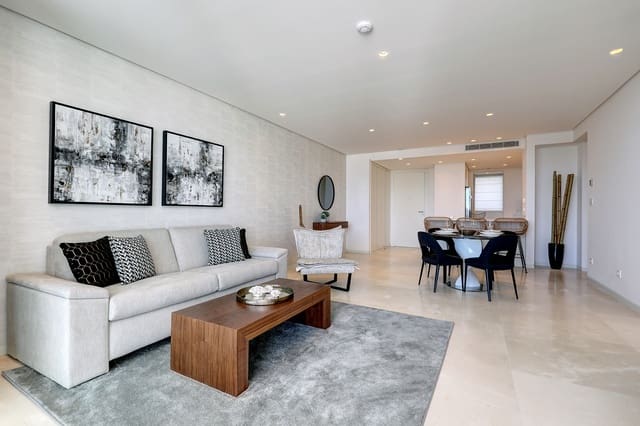 2 soveværelse Lejlighed til salg i Ojen med swimmingpool garage - € 770.000 (Ref: 9677367)