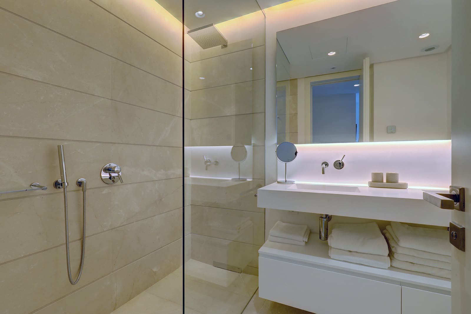 2 chambre Appartement à vendre à Ojen avec piscine garage - 770 000 € (Ref: 9677367)