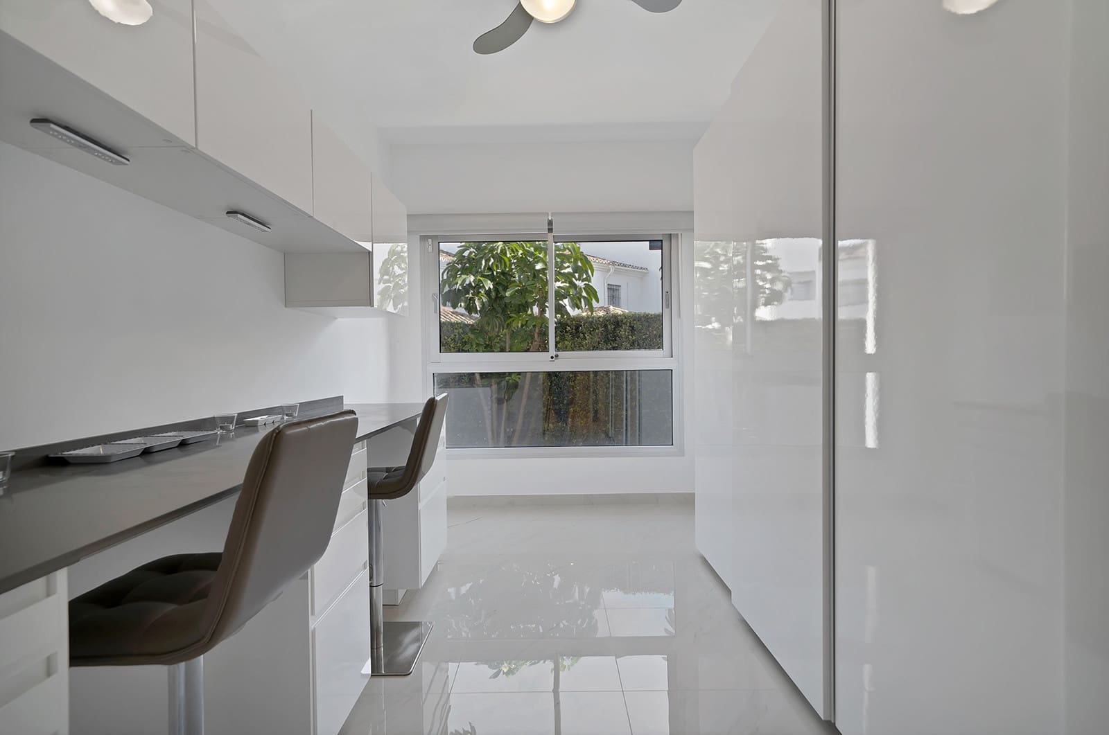 3 bedroom Apartment for sale in Cancelada with pool garage - € 569,900 (Ref: 9677368)