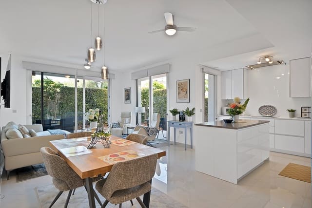 3 soverom Leilighet til salgs i Cancelada, Estepona med svømmebasseng garasje - € 569 900 (Ref: 9677368)