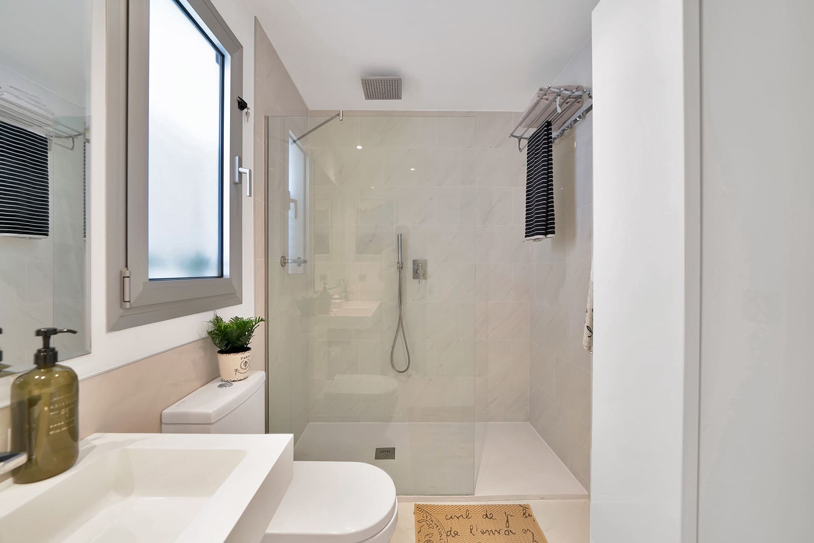 3 bedroom Apartment for sale in Cancelada with pool garage - € 569,900 (Ref: 9677368)