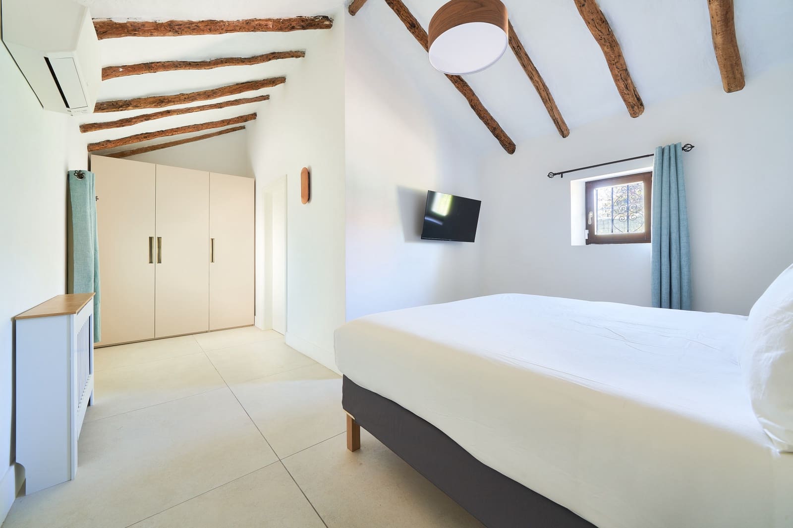 6 bedroom Villa for sale in San Pedro de Alcantara with pool garage - € 3,995,000 (Ref: 9677373)