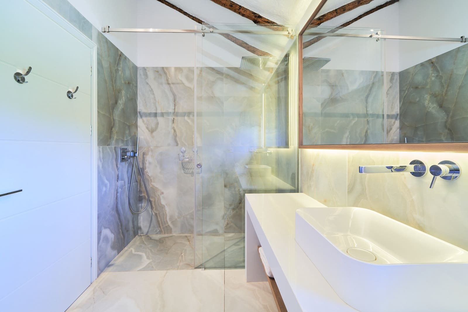 6 bedroom Villa for sale in San Pedro de Alcantara with pool garage - € 3,995,000 (Ref: 9677373)