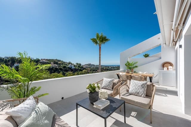 3 sovrum Lägenhet till salu i La Quinta, Benahavís med pool garage - 620 000 € (Ref: 9677386)