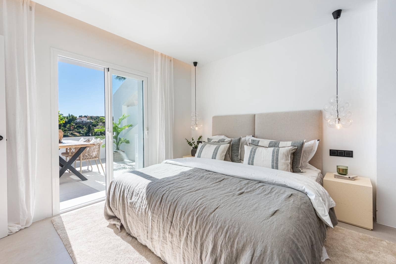 3 sovrum Lägenhet till salu i La Quinta med pool garage - 620 000 € (Ref: 9677386)