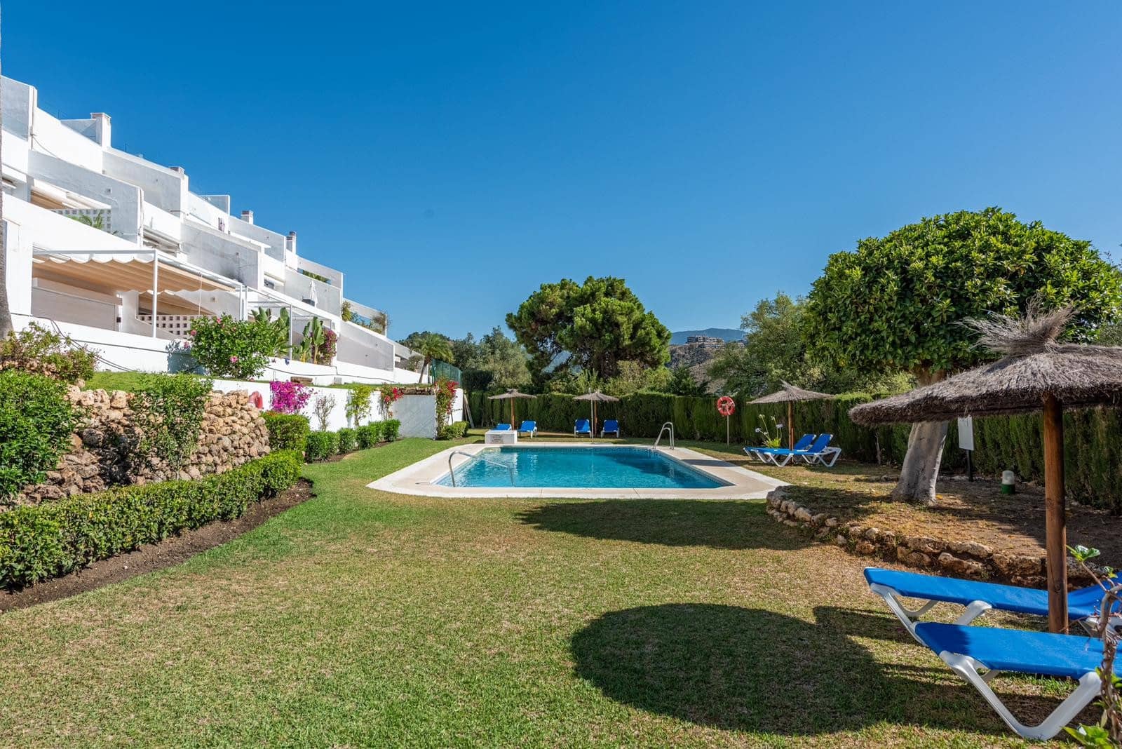3 sovrum Lägenhet till salu i La Quinta med pool garage - 620 000 € (Ref: 9677386)