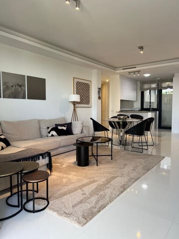 2 soverom Leilighet til leie i Benahavís med svømmebasseng garasje - € 3 600 (Ref: 9682447)