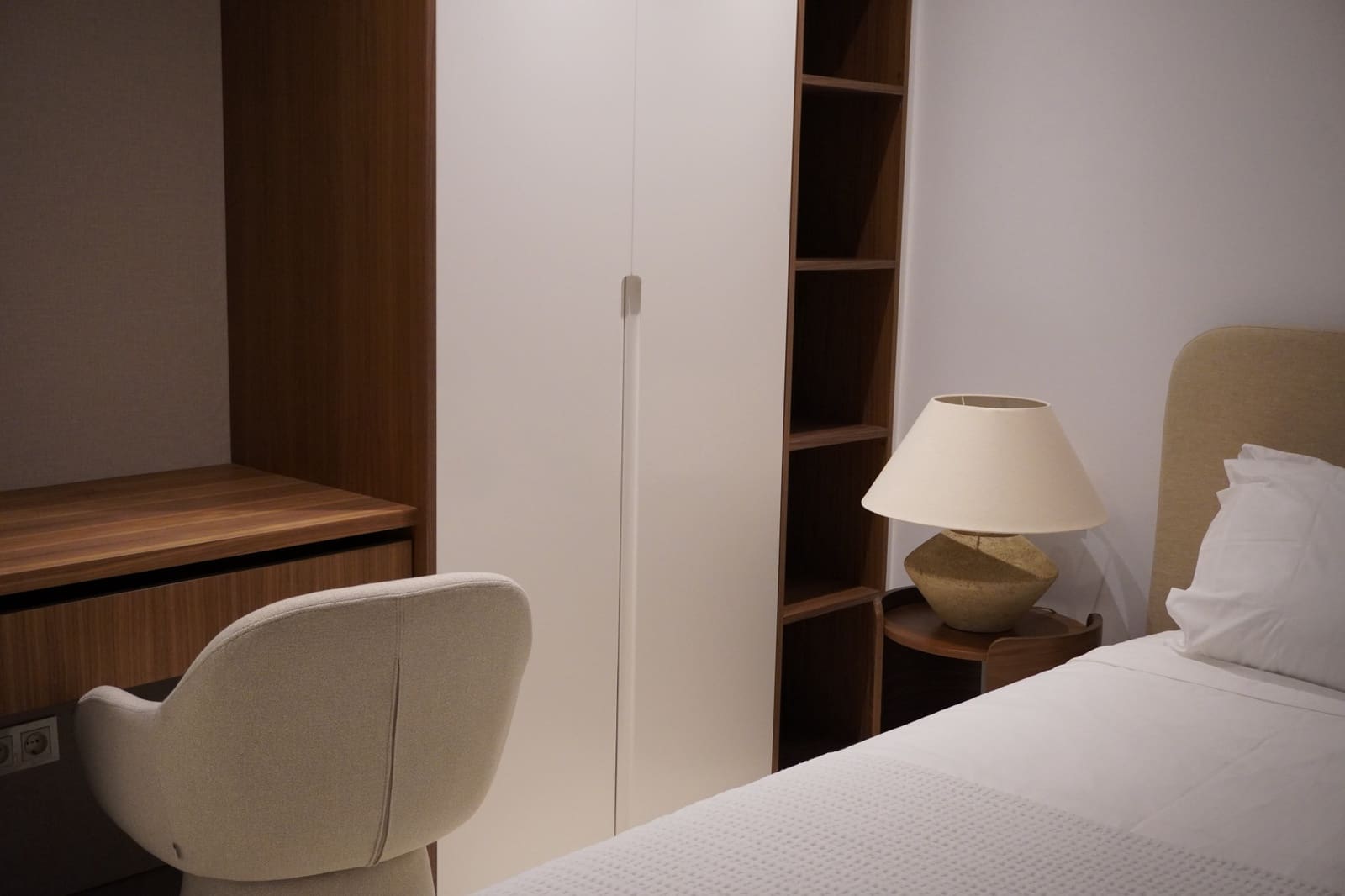 4 bedroom Semi-detached Villa for rent in Marbella with pool garage - € 15,000 (Ref: 9726579)