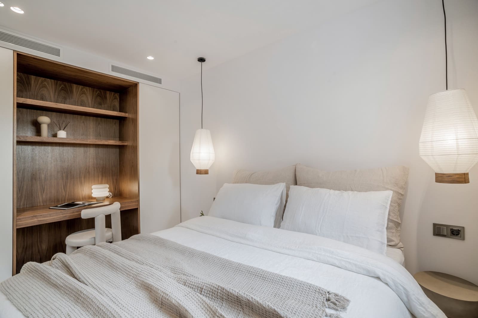 4 soverom Hus til salgs i Nueva Andalucia med svømmebasseng garasje - € 1 795 000 (Ref: 9825017)