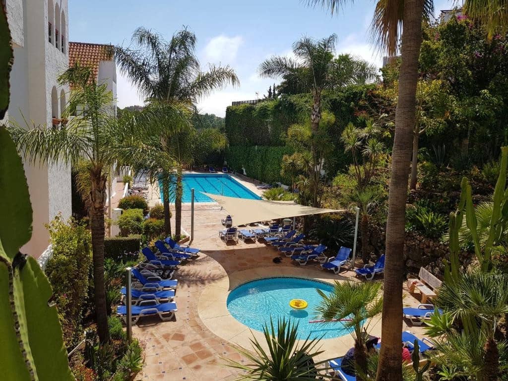 2 quarto Penthouse para venda em Marbella com piscina garagem - 545 000 € (Ref: 9825027)