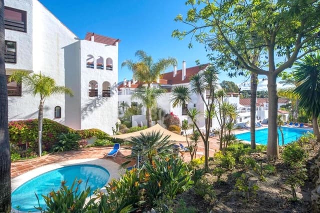 2 quarto Penthouse para venda em Nueva Andalucía Centro, Marbella com piscina garagem - 545 000 € (Ref: 9825027)