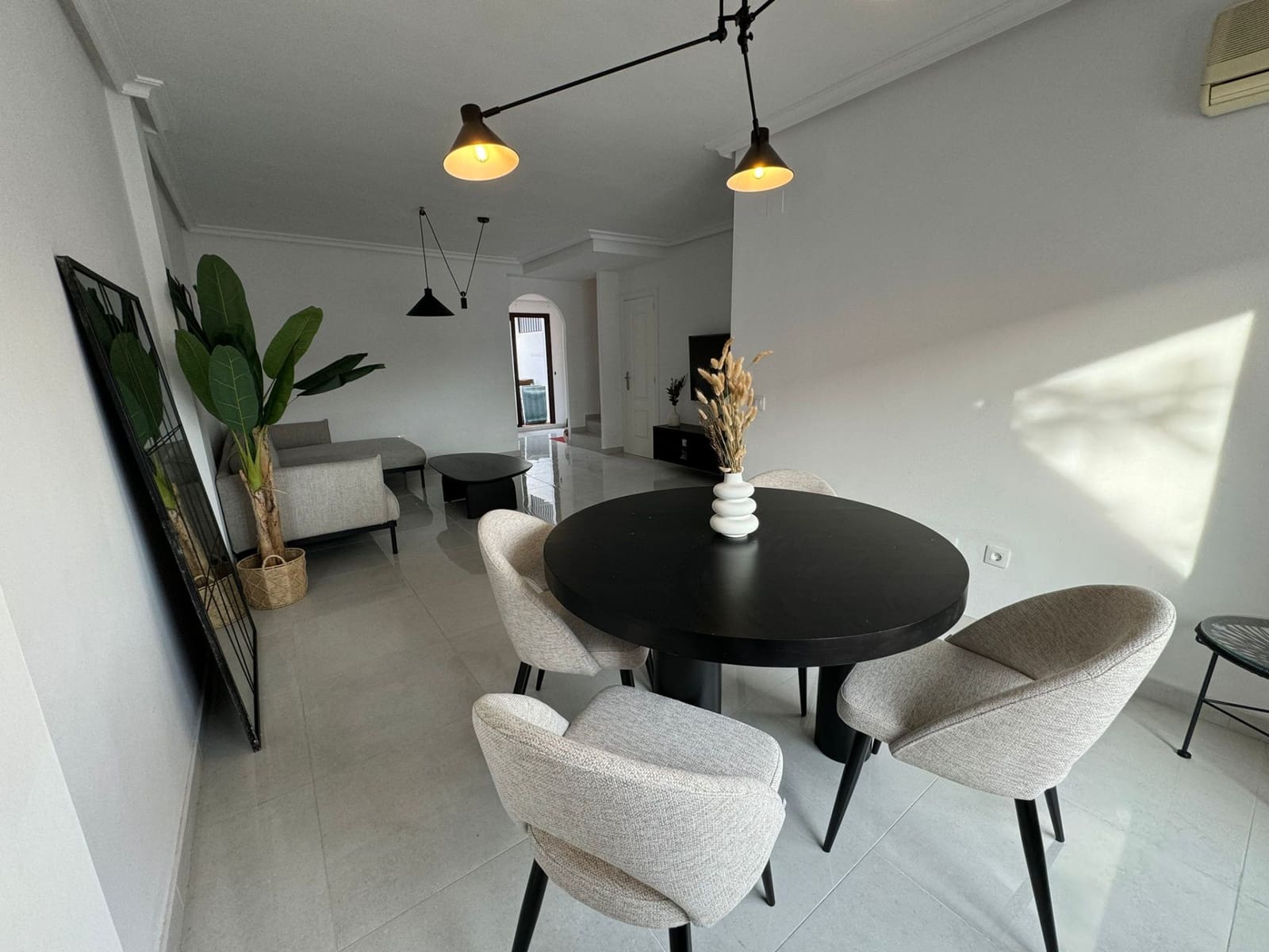 2 quarto Penthouse para venda em Marbella com piscina garagem - 545 000 € (Ref: 9825027)